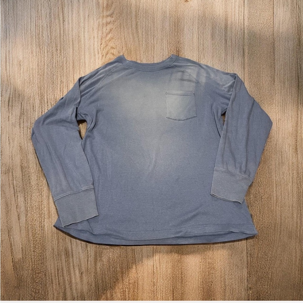 The Normal Brand Men's XL
Long Sleeve Tee - Intentionally Faded Blue
